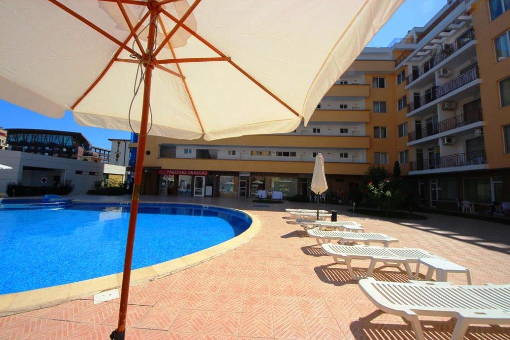 Sunny Day 1 - Menada Apartments Sunny Beach Oda fotoğraf
