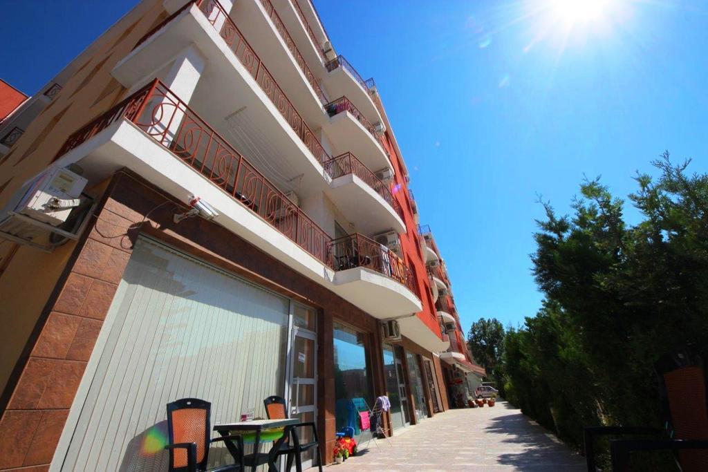 Sunny Day 1 - Menada Apartments Sunny Beach Oda fotoğraf