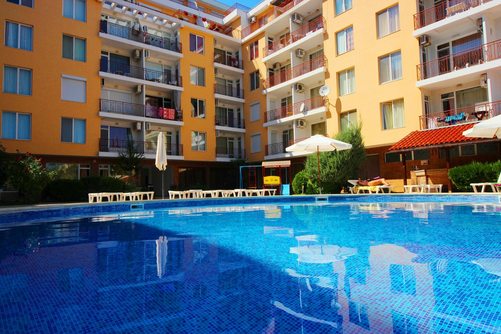 Sunny Day 1 - Menada Apartments Sunny Beach Dış mekan fotoğraf